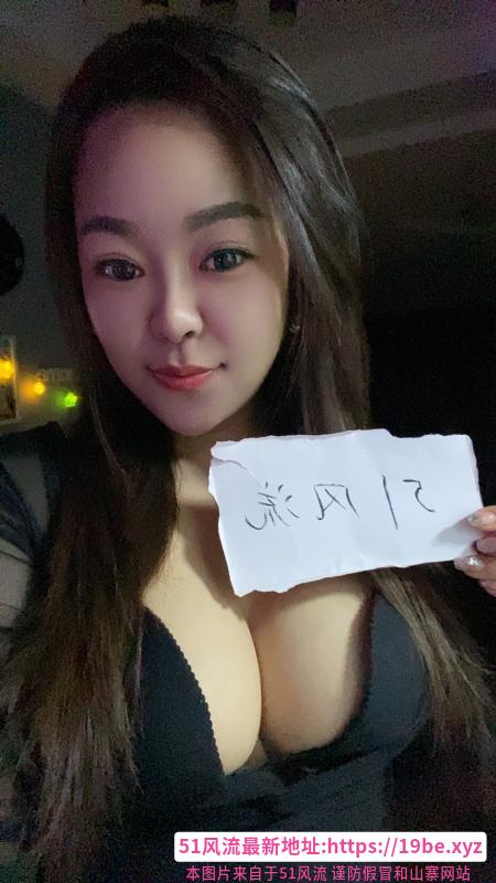 潮喷女郎三通女神