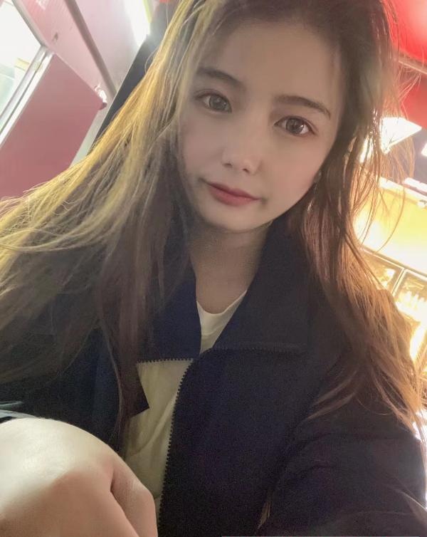 肥臀大奶妹子