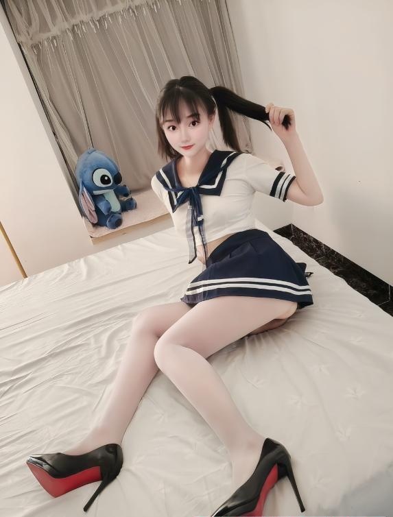 天河萝莉朵