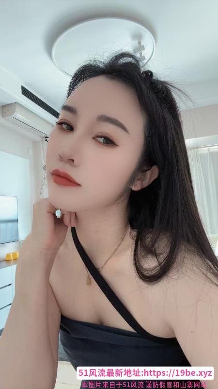 佳宁娜高挑御姐白雪