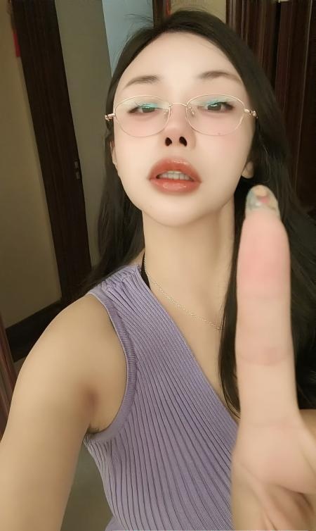风情万种的少妇蓓蓓