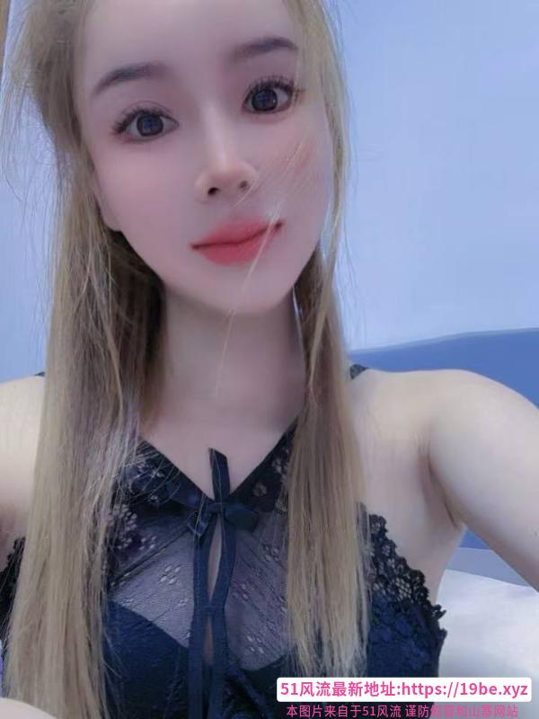 江阴肤白颜值妹子