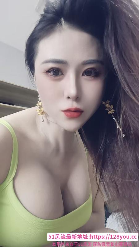包河大熊翘臀美女