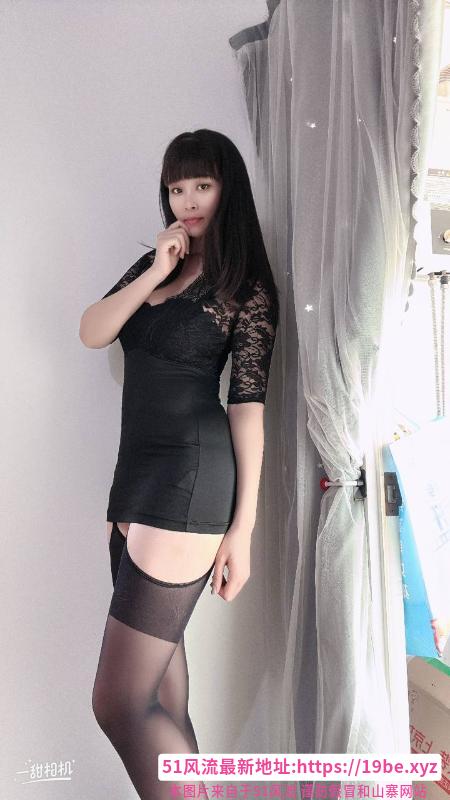 风骚肥臀妹子