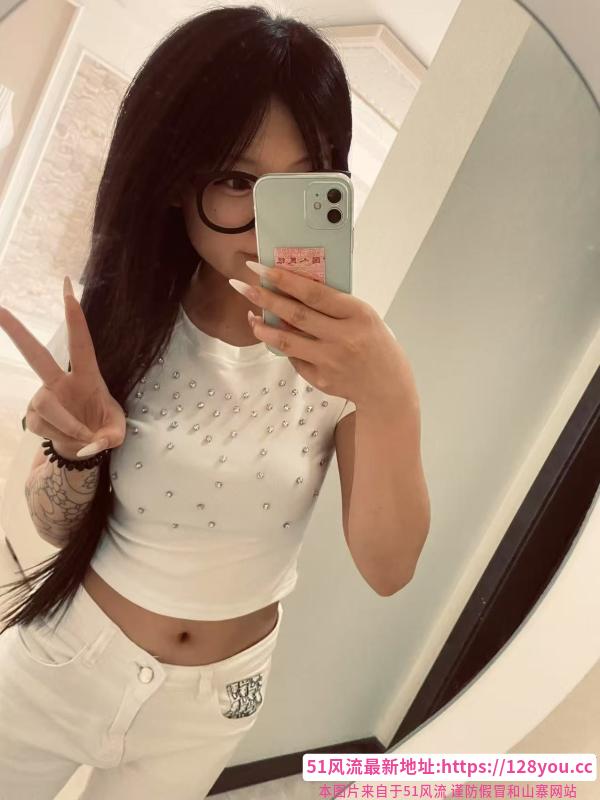 08三点粉小妹妹回归