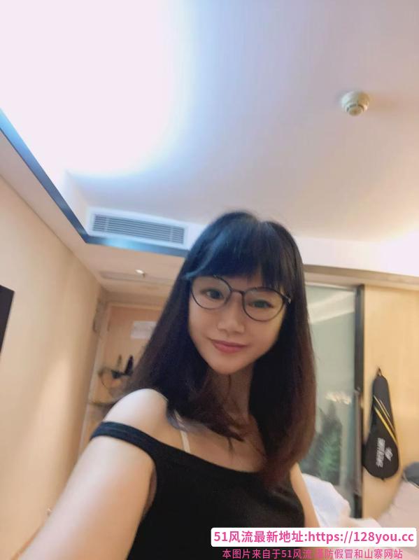 后入长腿黑丝少妇