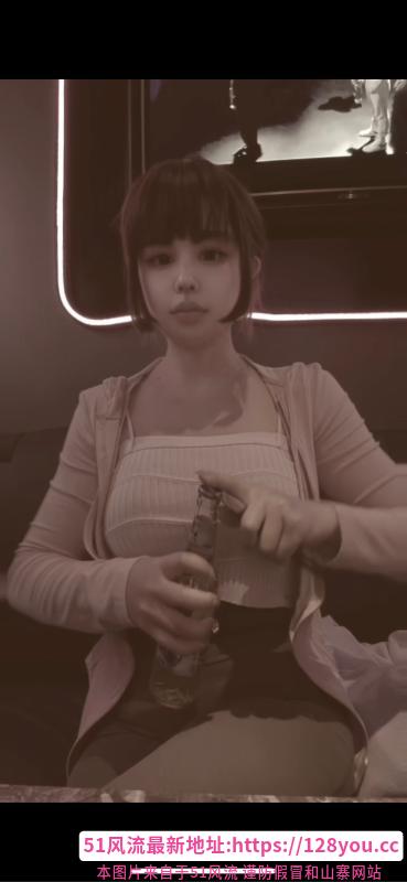 铁心桥大奶嫩妹