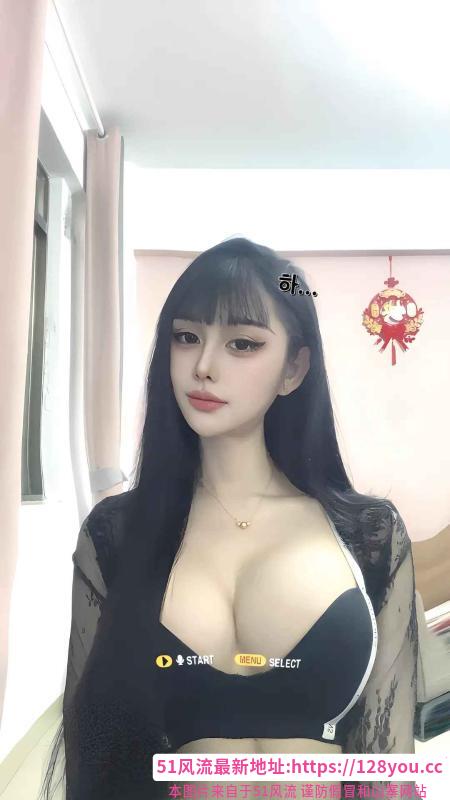 大眼睛大胸妹梦梦