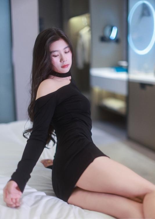 吴中性感服务系美女