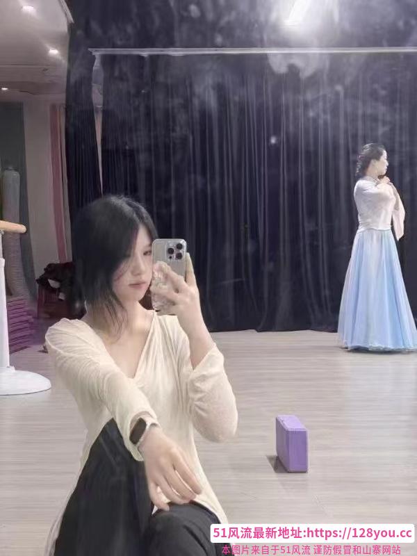 金牛兼职三点粉学妹
