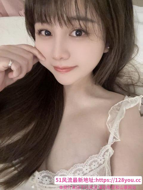 二刷大胸气质美女