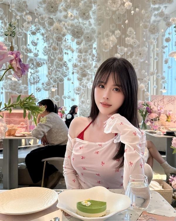 温柔性感身材好老师