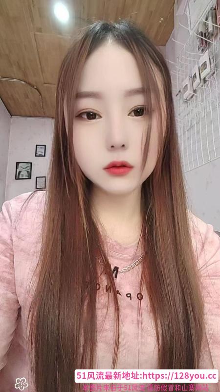 反食多次的潮喷妹