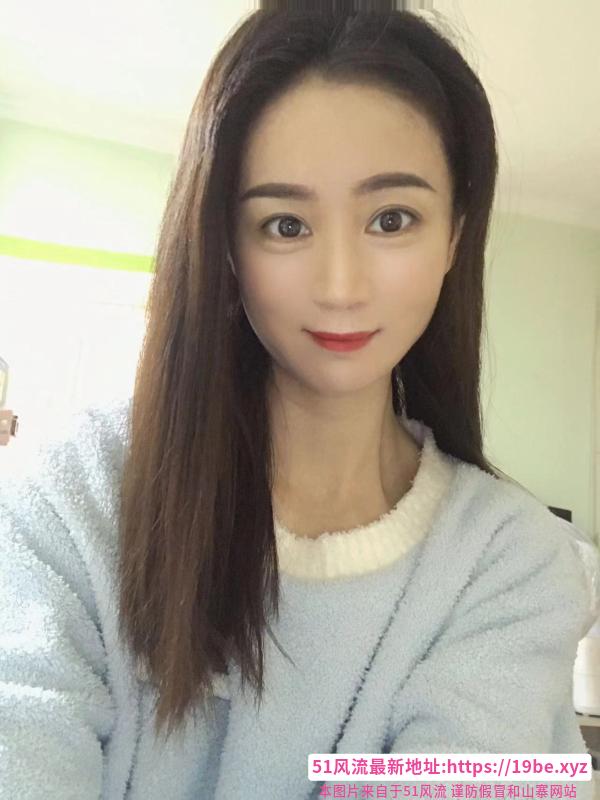 南坪美女