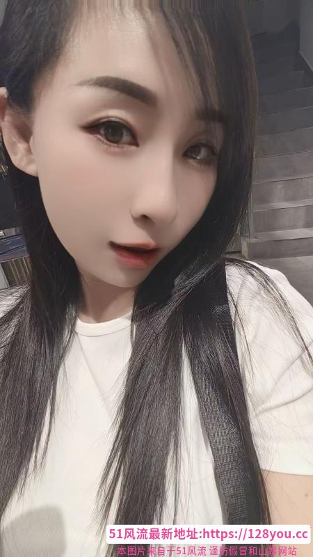 光谷颜颜