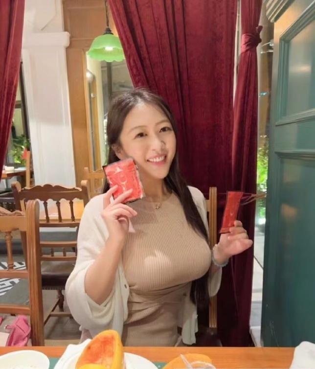 再次约会大屁股桃桃