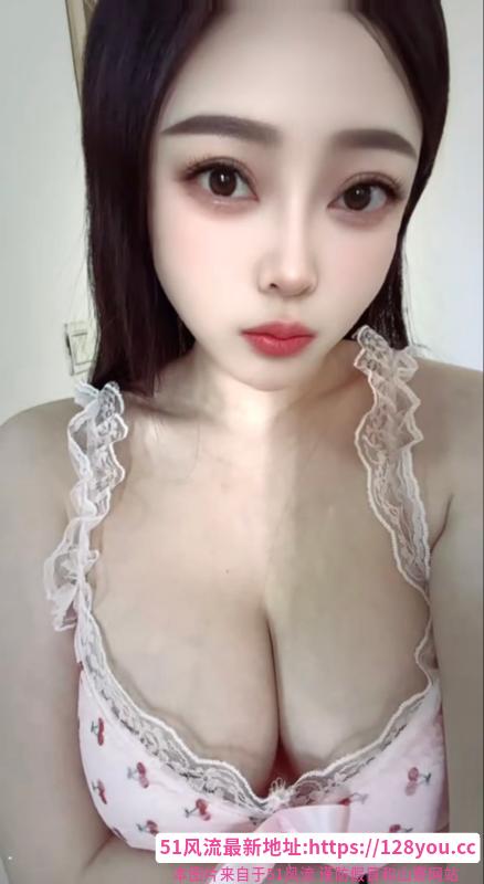 川渝巨乳妹蜜桃