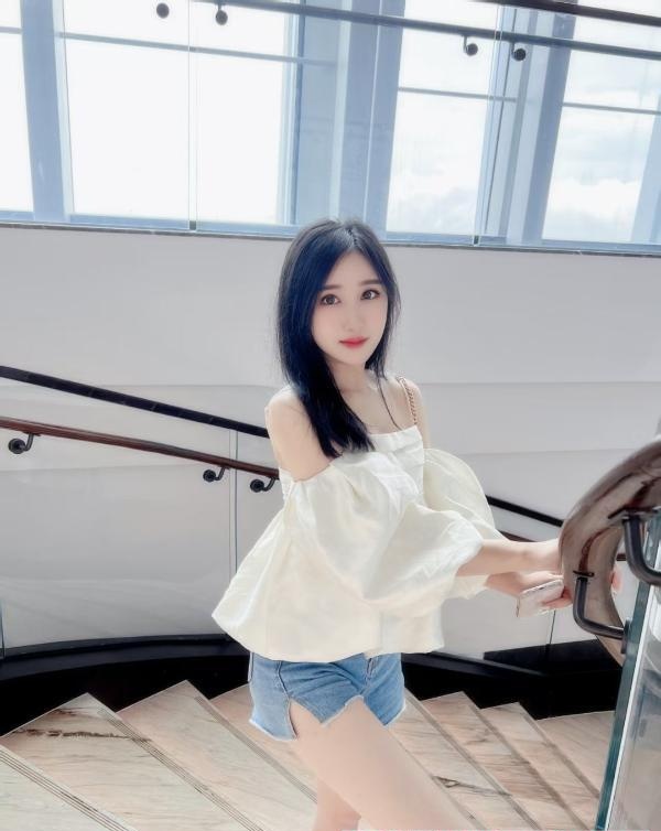越秀萝莉舒梦