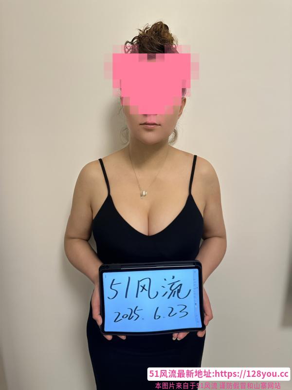盘龙大胸欧美蜜桃臀