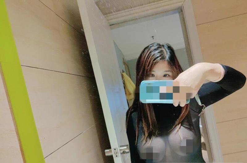 汉口大胸小姐姐