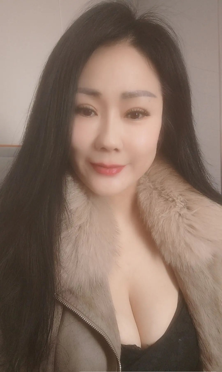 东北御姐胸大屁股大