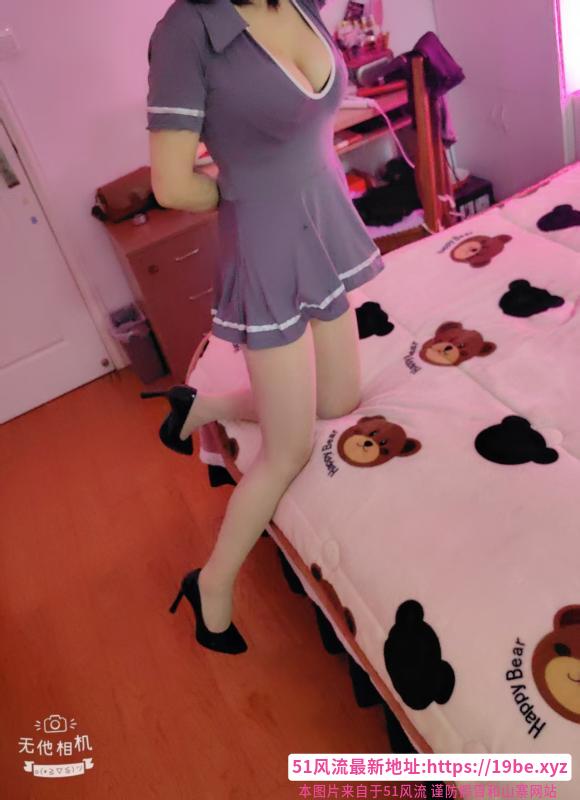 姑苏城娇小气质少妇