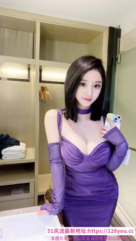 短发兼职嫩妹子珂珂