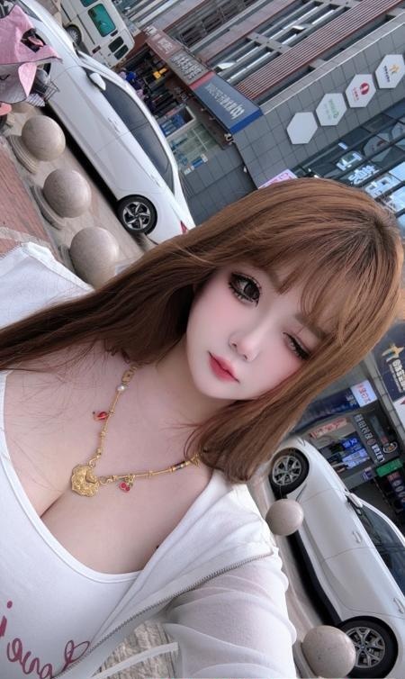 胸霸美女媛媛
