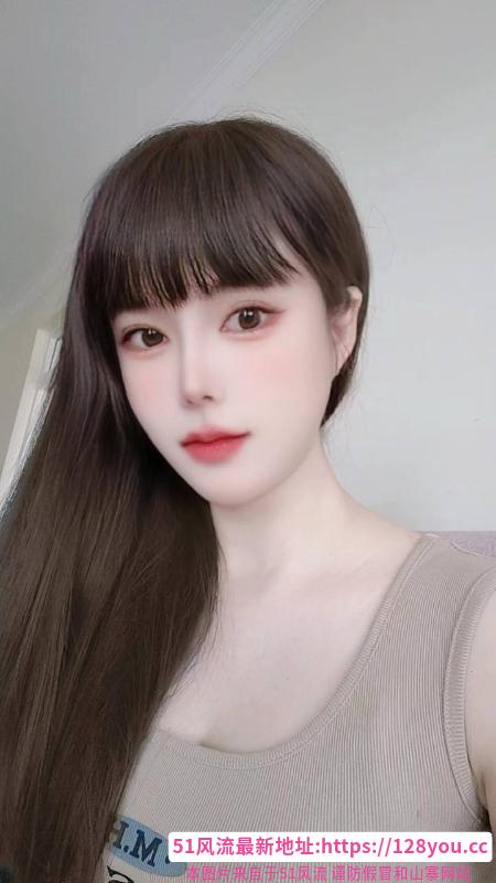 服务热情颜值妹子