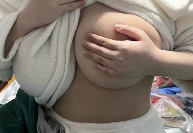 风骚巨乳少妇