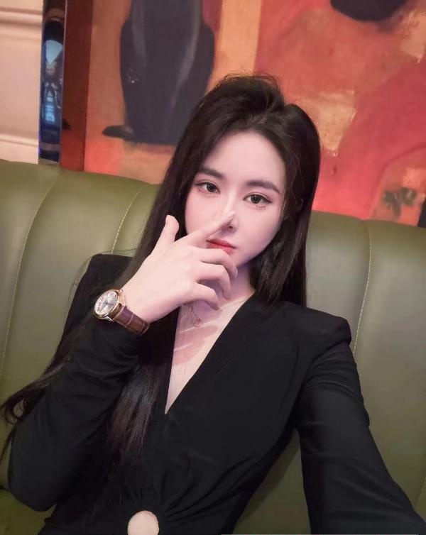 南山丫丫小姐姐