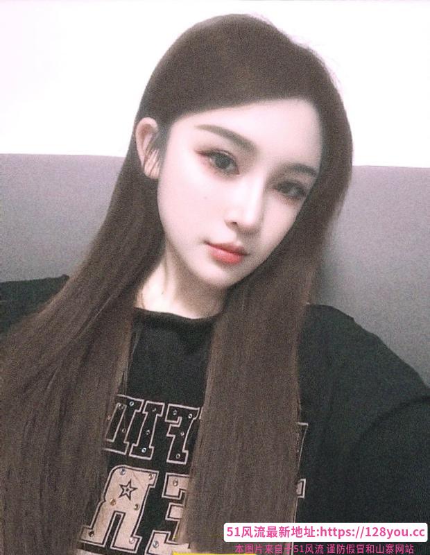 邻家女友般的小姐姐