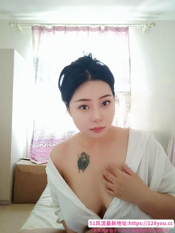 服务系大胸芊儿