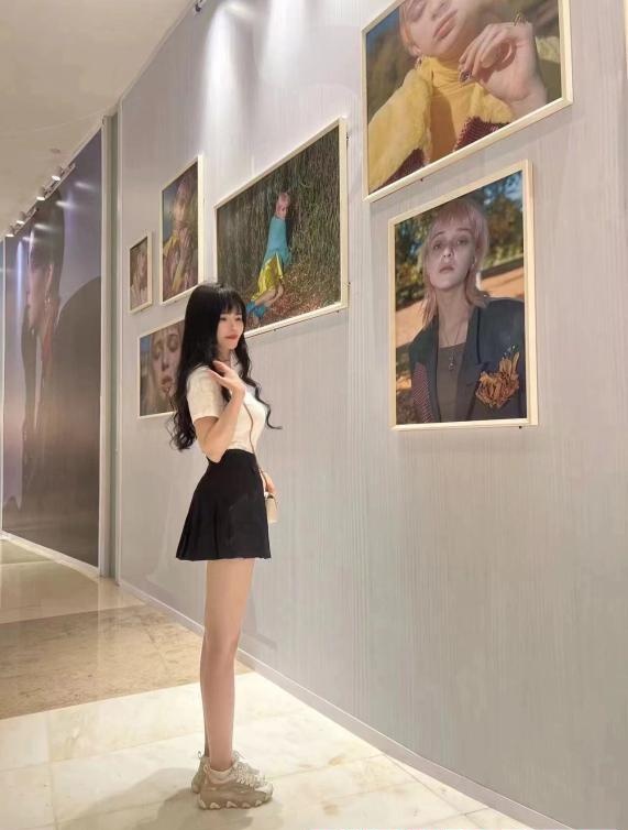 红牌骚灵儿