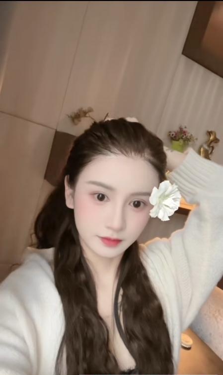 天河昱昱