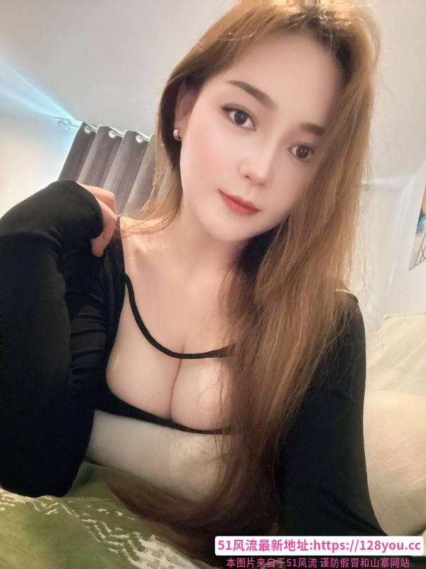 肤白貌美少妇