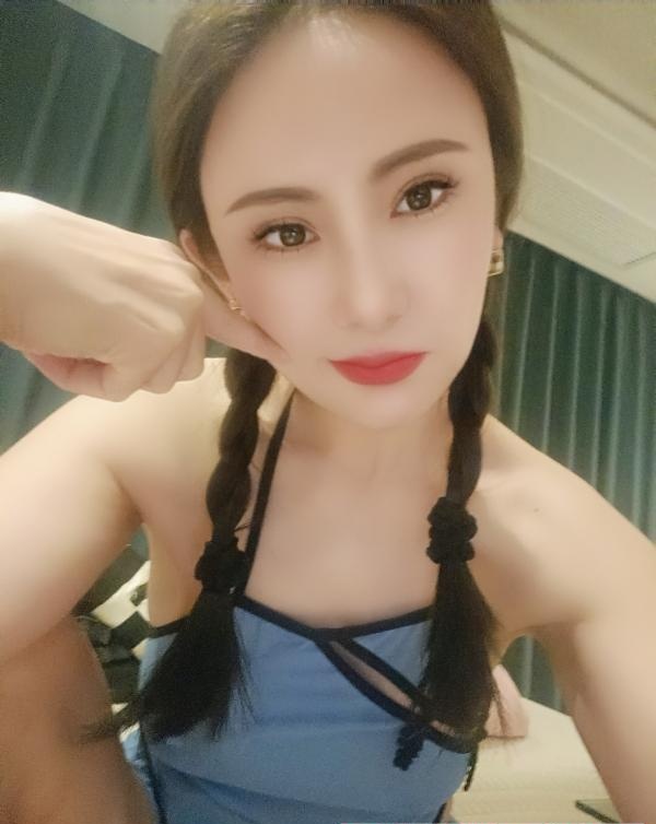 昆山丰满性感风骚老师