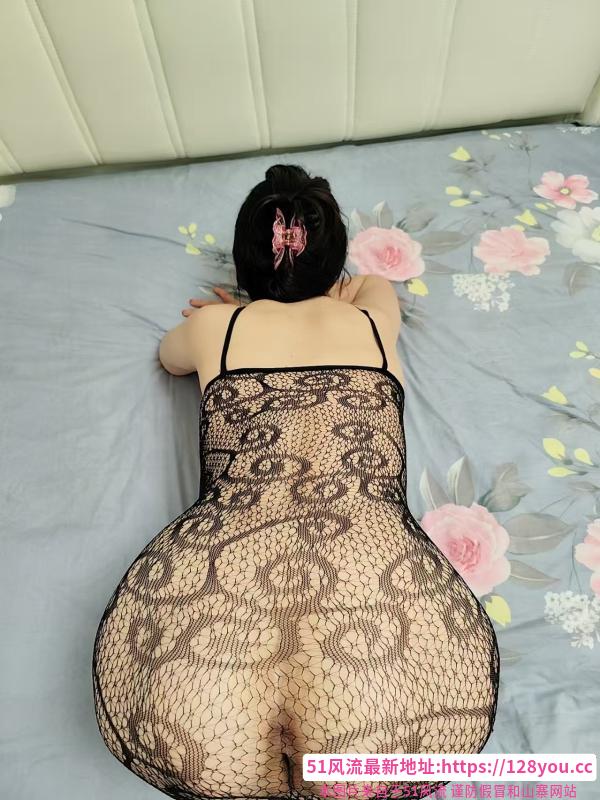 服务控温柔媚娘