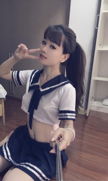 昆山服务系妹子小雅