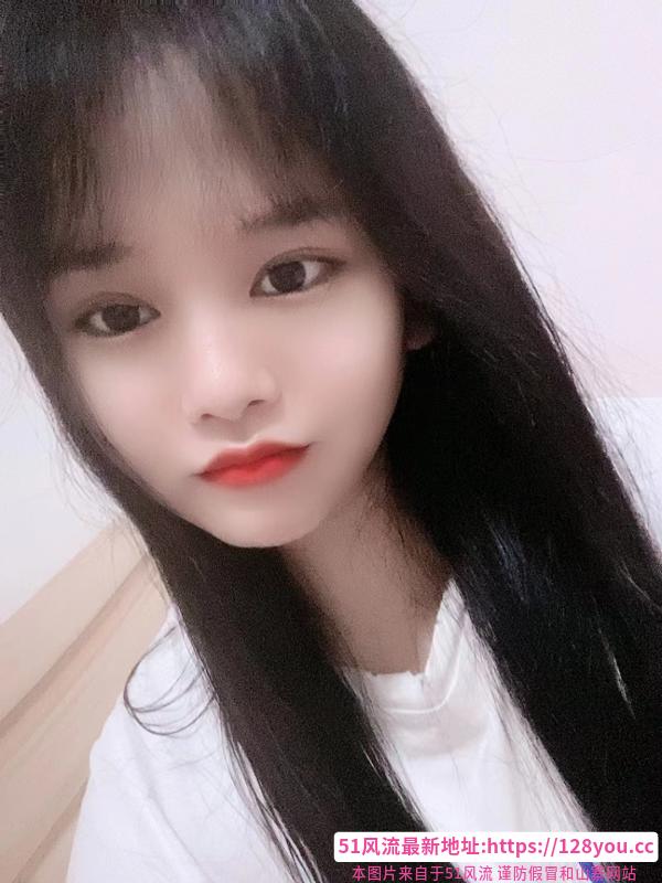 风骚舌吻妹子